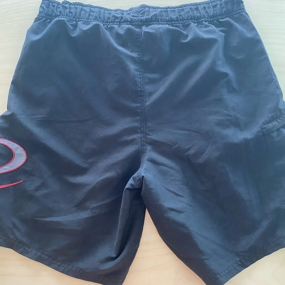 Ocean Core Swim Trunks size small (FM)